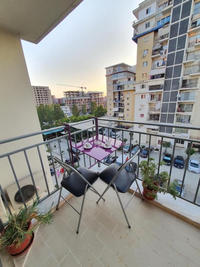 Cozy 1 Bedroom Apartment Near Parks, Cafes & Restaurants Tirana Exterior foto